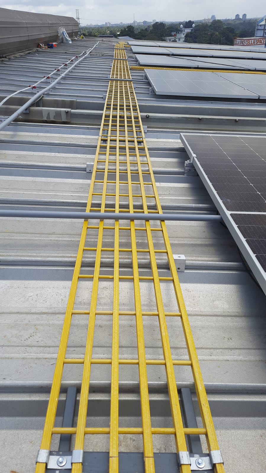 Solar Infrastructure: The Role of FRP Walkways in Renewable Energy